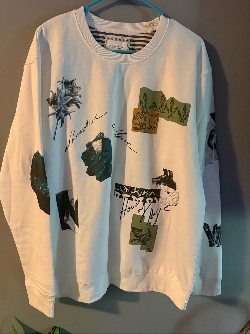 Denim & Flower White Graphic Crewneck with Green Accents
